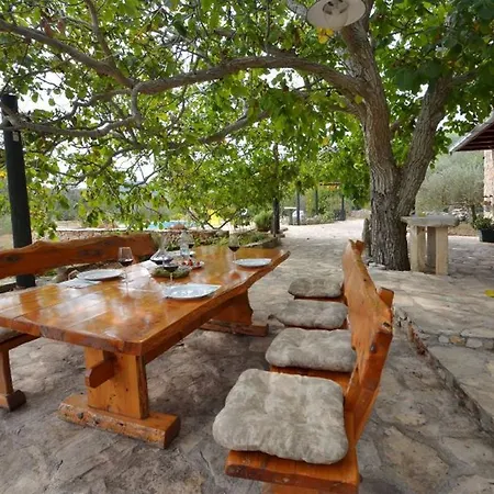 فيلة Holiday Croatia