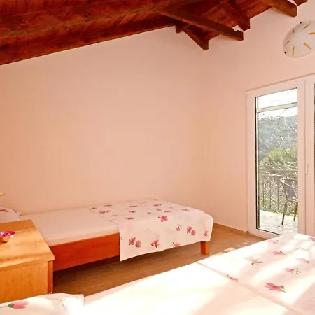 Holiday Croatia فيلة
